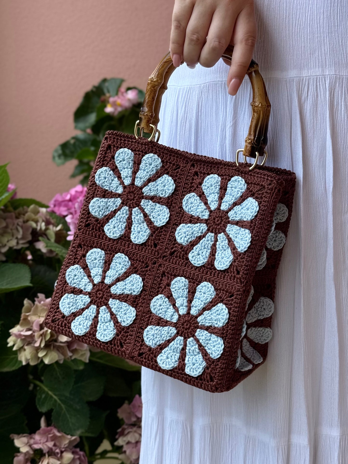 Clori Small Moka